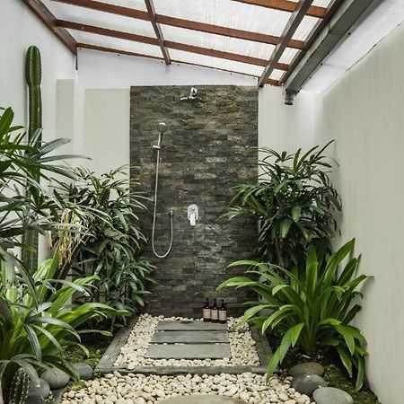 Luxury Escape 6 Bedroom Tropical Private Villa Cyn Ubud  Bagian luar foto